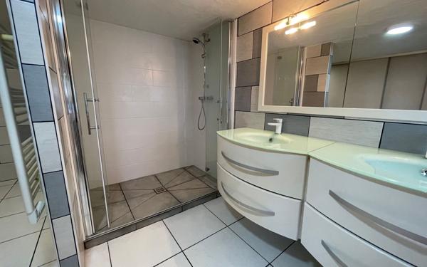 Maison à vendre    6 pièces • 163 m2 Pontonx-sur-l'Adour