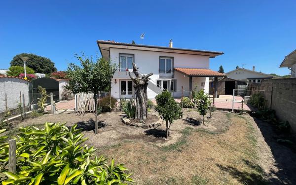 Maison à vendre    6 pièces • 163 m2 Pontonx-sur-l'Adour