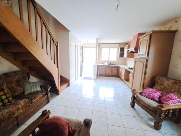 Maison à vendre à La Suze-sur-Sarthe dans la Sarthe (72210), ref : 001/1649