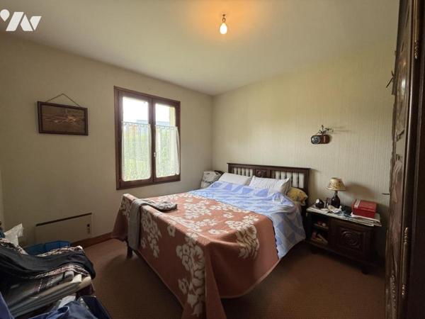 Exclusivité : ASSE LE RIBOUL  Maison de plein pied d'environ 87 m² sur une parcelle de 1084 m²