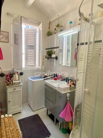 Appartement à vendre 2 pièces TOULON (83) - Quartier Claret - Traversant