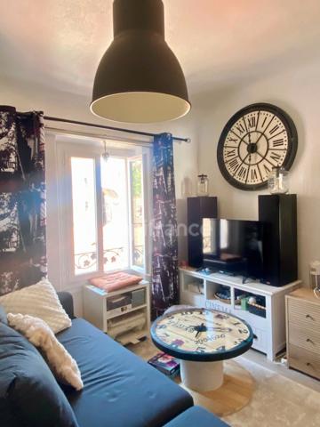 Appartement à vendre 2 pièces TOULON (83) - Quartier Claret - Traversant