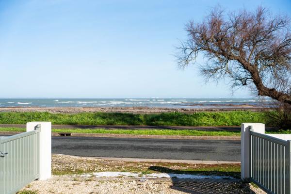 Villa récente de standing vue sur Mer