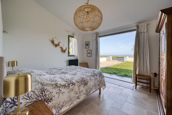 Villa récente de standing vue sur Mer