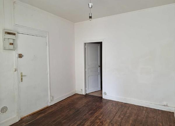 Appartement à louer    2 pièces • 28,90 m2 Nemours