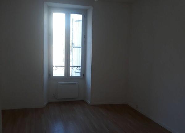 Appartement à louer    2 pièces • 28,90 m2 Nemours