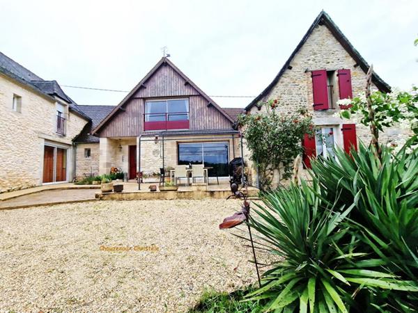 24210 Thenon : maison et 3 Gîtes