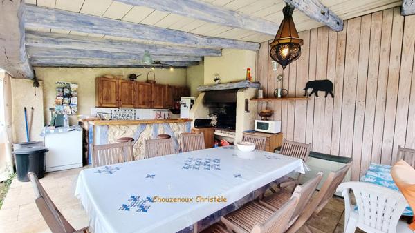 24210 Thenon : maison et 3 Gîtes