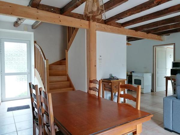 Maison  en Pierre Loyat  3 chambres 107 m2