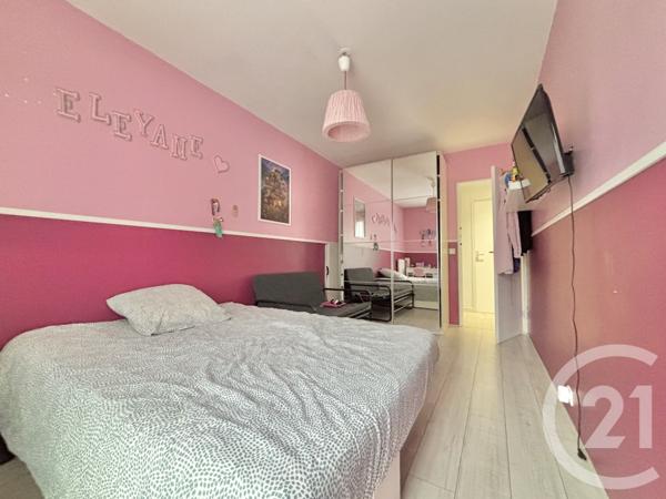 Appartement F5 à vendre  5 pièces - 87,77 m2 THIAIS - 94