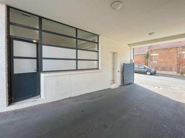 A LOUER - BUREAUX - 20 M2 - AVEC PARKING - SAINT-QUENTIN