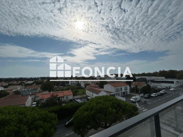 Location Appartement 3 pièces 69.6 m² - 31BIS AU 39BIS AVENUE DU COMMANDANT LISIACK Aytre 17440