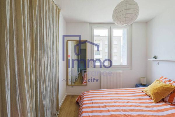 Appartement 4 pièces                                        - 38000 Grenoble Réf : 21658