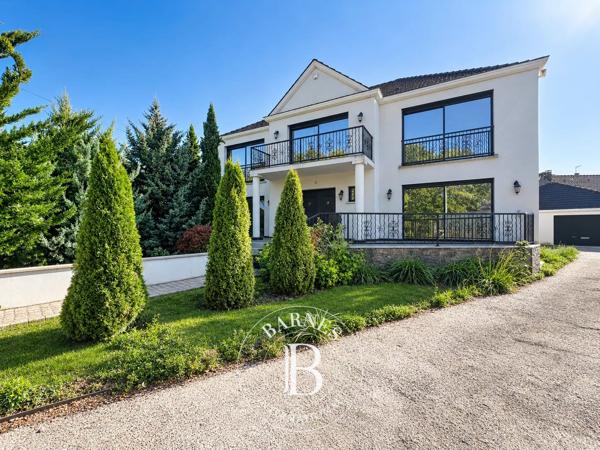Chennevières-sur-Marne, Maison 4 Chambres -  254 m² à vendre
