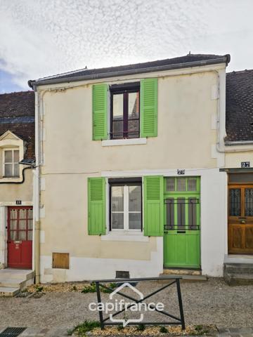 Maison de ville 64 m² – La Charité-sur-Loire (58) – Centre historique – Fort potentiel