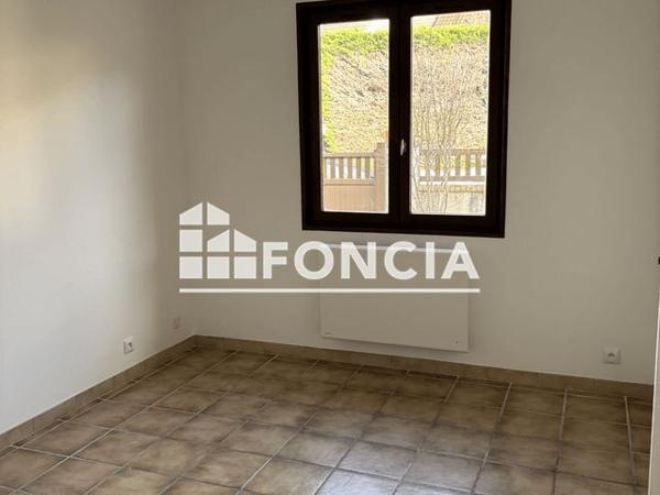 Location Maison 6 pièces 103.5 m² - Champagne Sur Seine 77430