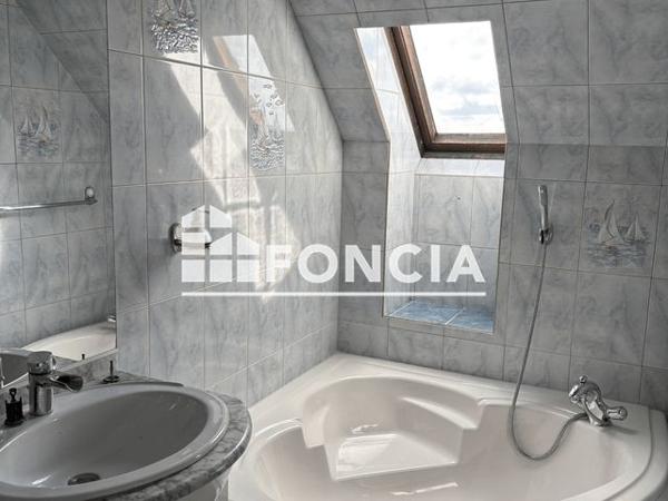 Location Maison 6 pièces 103.5 m² - Champagne Sur Seine 77430