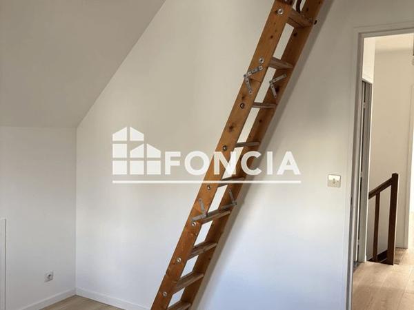 Location Maison 6 pièces 103.5 m² - Champagne Sur Seine 77430