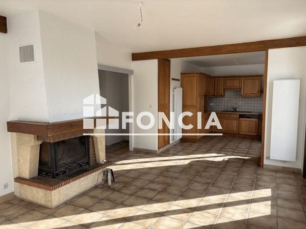 Location Maison 6 pièces 103.5 m² - Champagne Sur Seine 77430