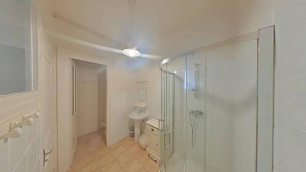 Appartement 1 pièce                                        - 42000 Saint-Étienne Réf : 12919