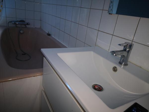 Maison divisée en 2 appartements