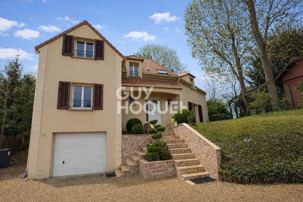 JUZIERS - Maison 7 pièces, 4 chambres.