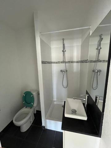 Mérignac centre, appartement T4 avec terrasse et 2 parkings