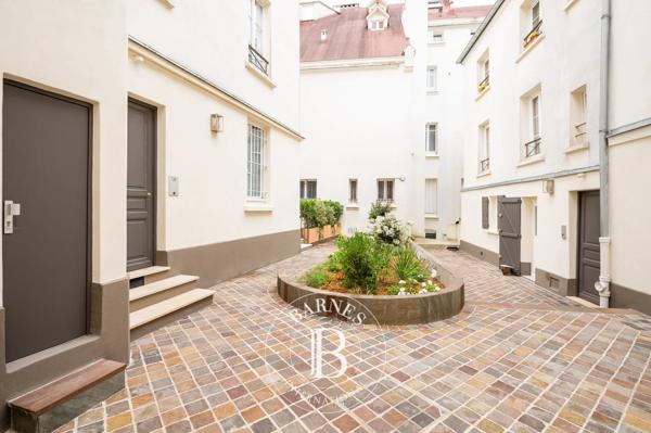 Paris 18ème, Appartement 1 Chambre -  53 m² à vendre