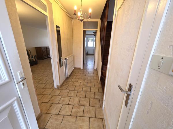 Très belle maison semi individuelle 3 chambres