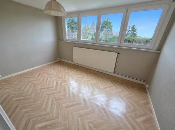 Très belle maison semi individuelle 3 chambres