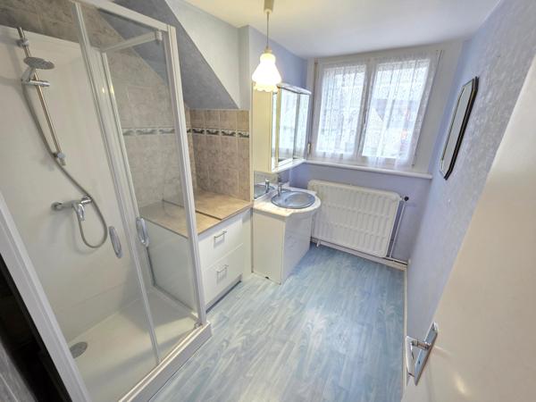 Très belle maison semi individuelle 3 chambres