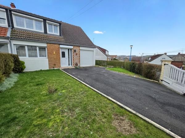 Très belle maison semi individuelle 3 chambres