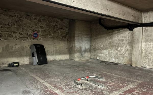 Stationnement à vendre