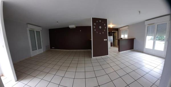 Location Maison 3 pièces 77 m2 à Pauillac