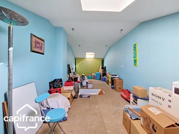 Maison de 169 m2- proche Thouars-terrain de 2000m2 - 4 chambres et +