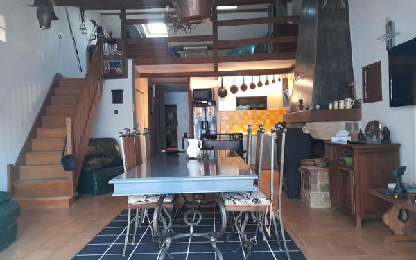 Appartement à vendre    3 pièces • 79 m2 Vinon-sur-Verdon