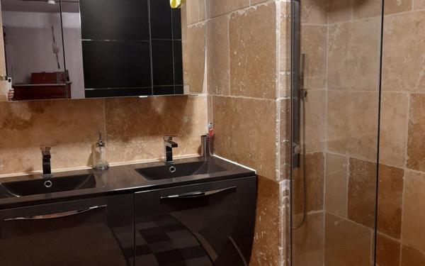 Appartement à vendre    3 pièces • 79 m2 Vinon-sur-Verdon