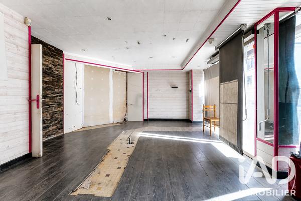 Immeuble à vendre 241 m² Rohan