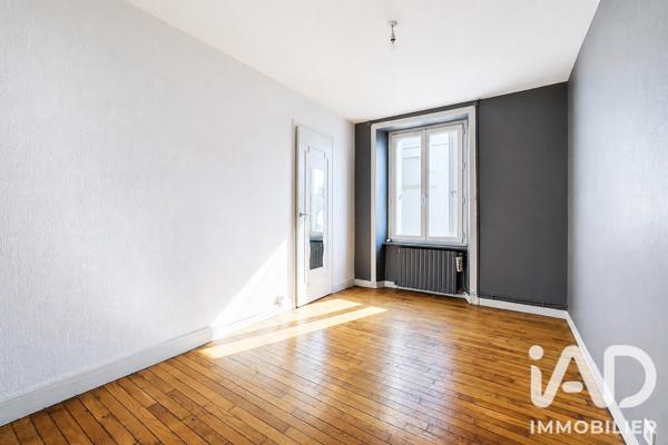 Immeuble à vendre 241 m² Rohan