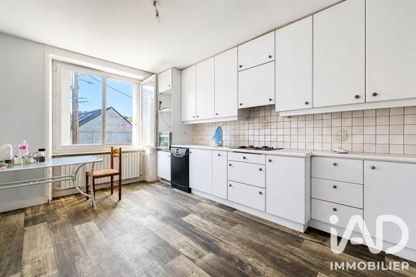 Immeuble à vendre 241 m² Rohan