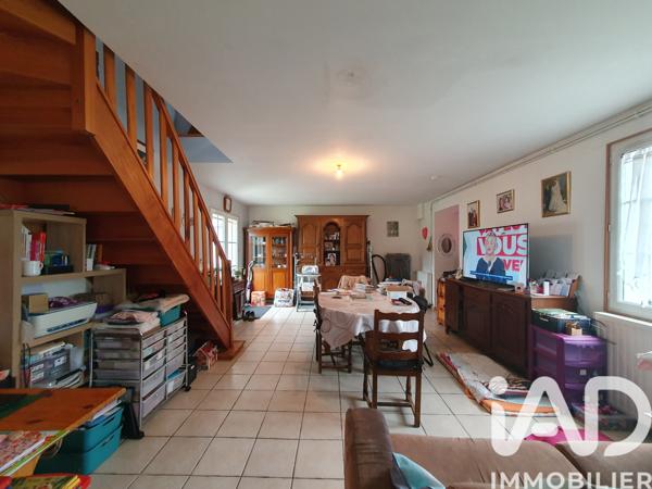 Immeuble à vendre 356 m² Houdancourt
