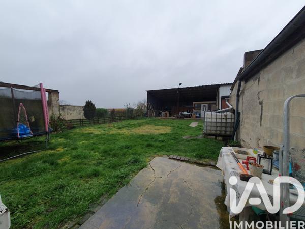 Immeuble à vendre 356 m² Houdancourt