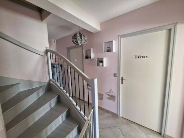 AGREABLE PAVILLON SUR SOUS SOL A SAINTE RADEGONDE