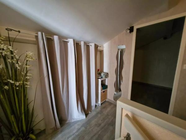 AGREABLE PAVILLON SUR SOUS SOL A SAINTE RADEGONDE