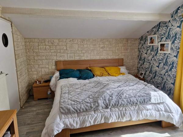 AGREABLE PAVILLON SUR SOUS SOL A SAINTE RADEGONDE