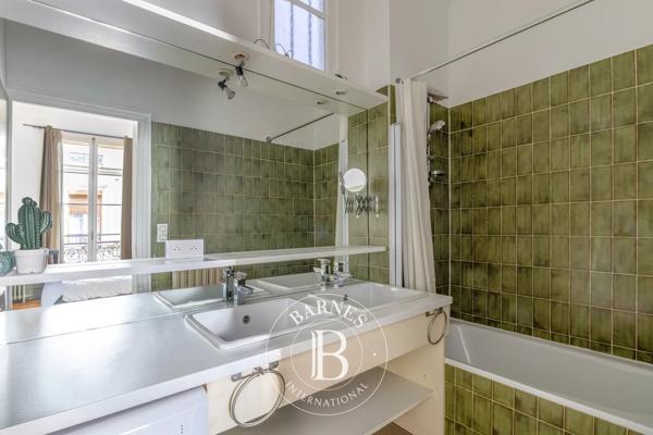 Paris 8ème, Appartement 1 Chambre -  50 m² à vendre