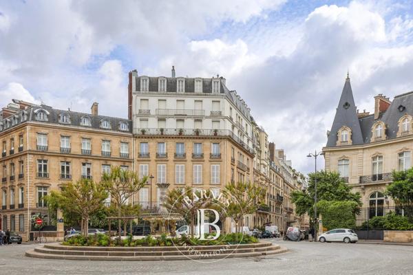 Paris 8ème, Appartement 1 Chambre -  50 m² à vendre