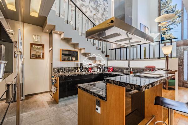 ROCHECARDON – BELLE MAISON CONTEMPORAINE AVEC TERRASSES ET PISCINE