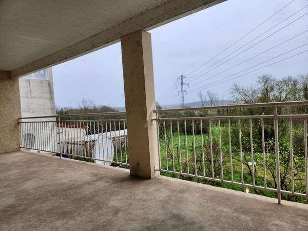 Belle maison familiale récente de plus de 170 m² – 4 chambres – environnement agréable