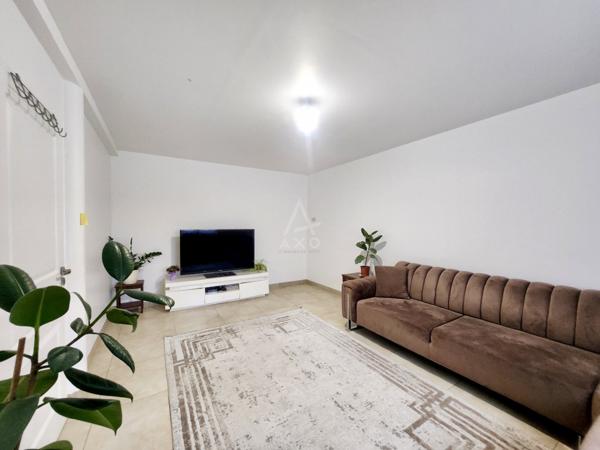 Belle maison familiale récente de plus de 170 m² – 4 chambres – environnement agréable